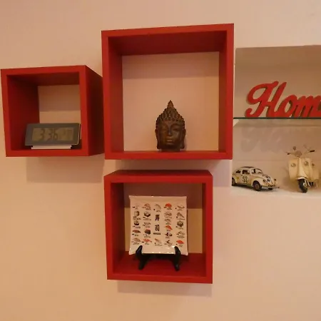 Holiday House *