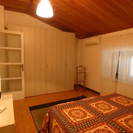 House Santa Severina